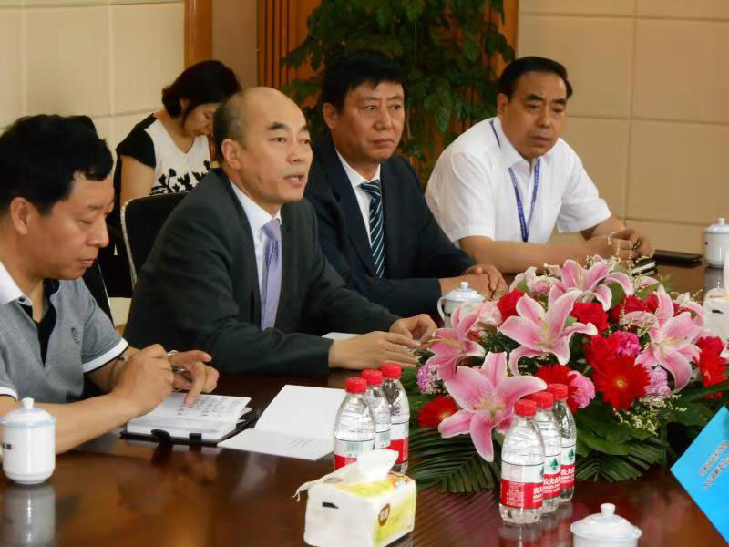 陳立堅(jiān) 右一