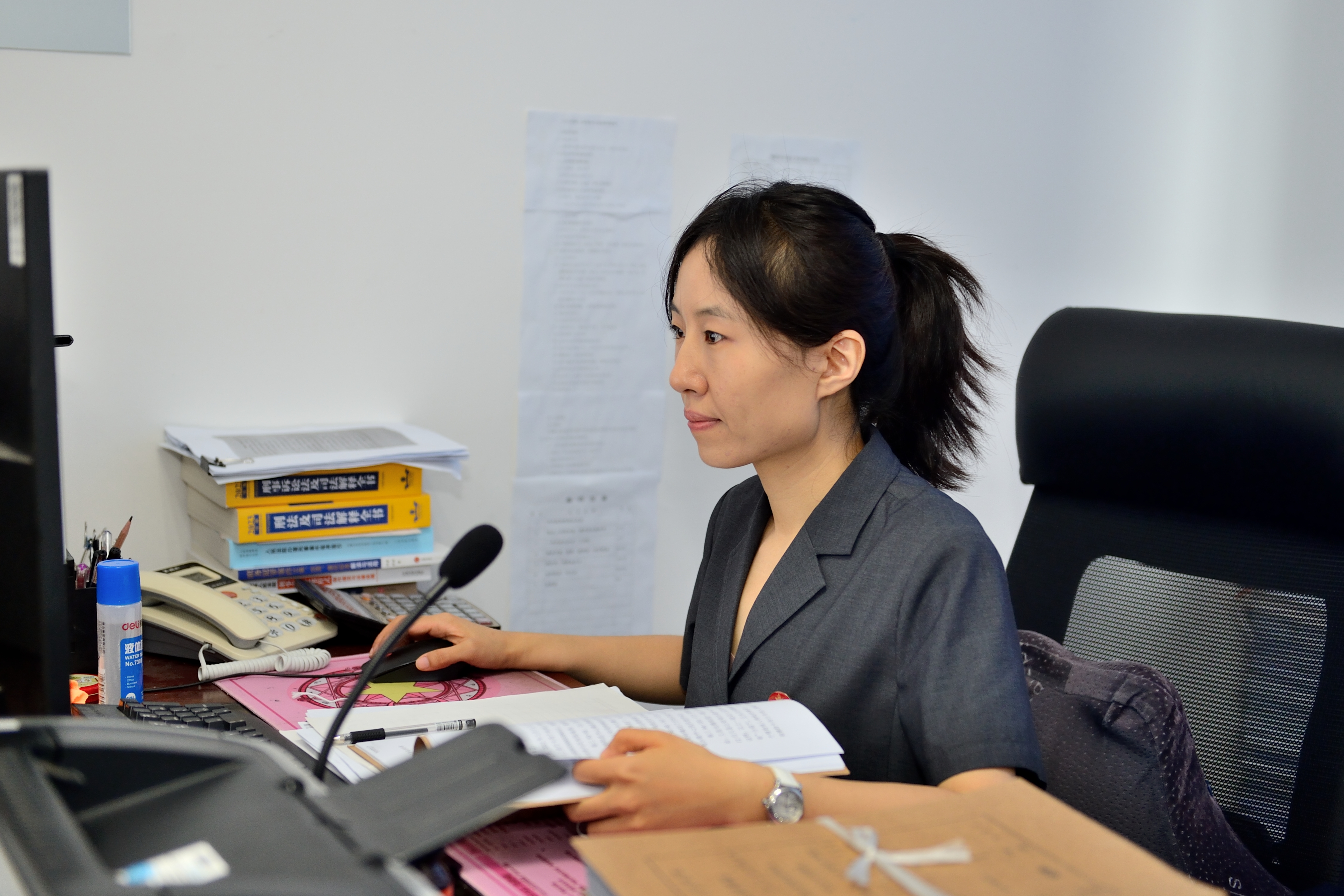 喀左縣人民法院刑事審判庭四級(jí)員額法官 李薇