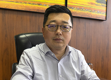 鞍山市人才和人力資源服務(wù)協(xié)會 會長、黨支部書記 叢新一